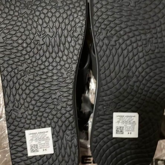 BRAND NEW men under armour marathon key IV black slides / slippers size US 7 - Picture 5 of 5